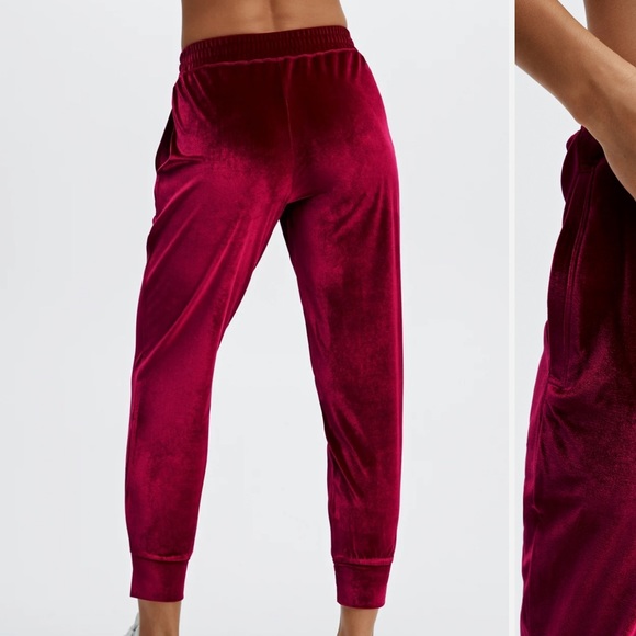 Fabletics Joggers - Picture 2 of 10